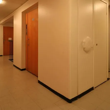 Spacious For 4 In Vuosaari