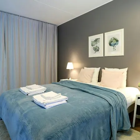 Apartment Spacious For 4 In Vuosaari