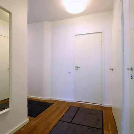 Spacious For 4 In Vuosaari